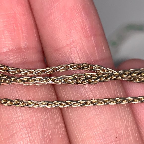 22" Sterling Silver 1.5mm Diamond Cut Wheat Chain Necklace - Picture 10 of 10